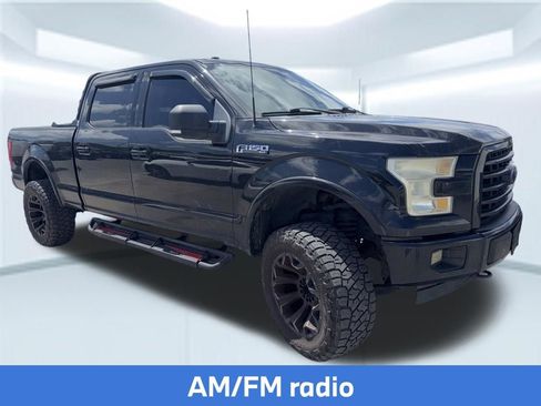 Used 2017 Ford F150 XLT w/ Equipment Group 301A Mid image 6