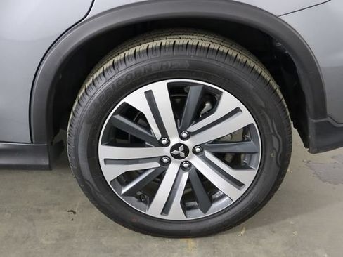 Used 2025 Mitsubishi Outlander Sport ES AWD/4WD image 33