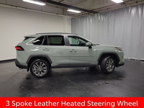 Used 2022 Toyota RAV4 XLE Premium AWD/4WD image 9