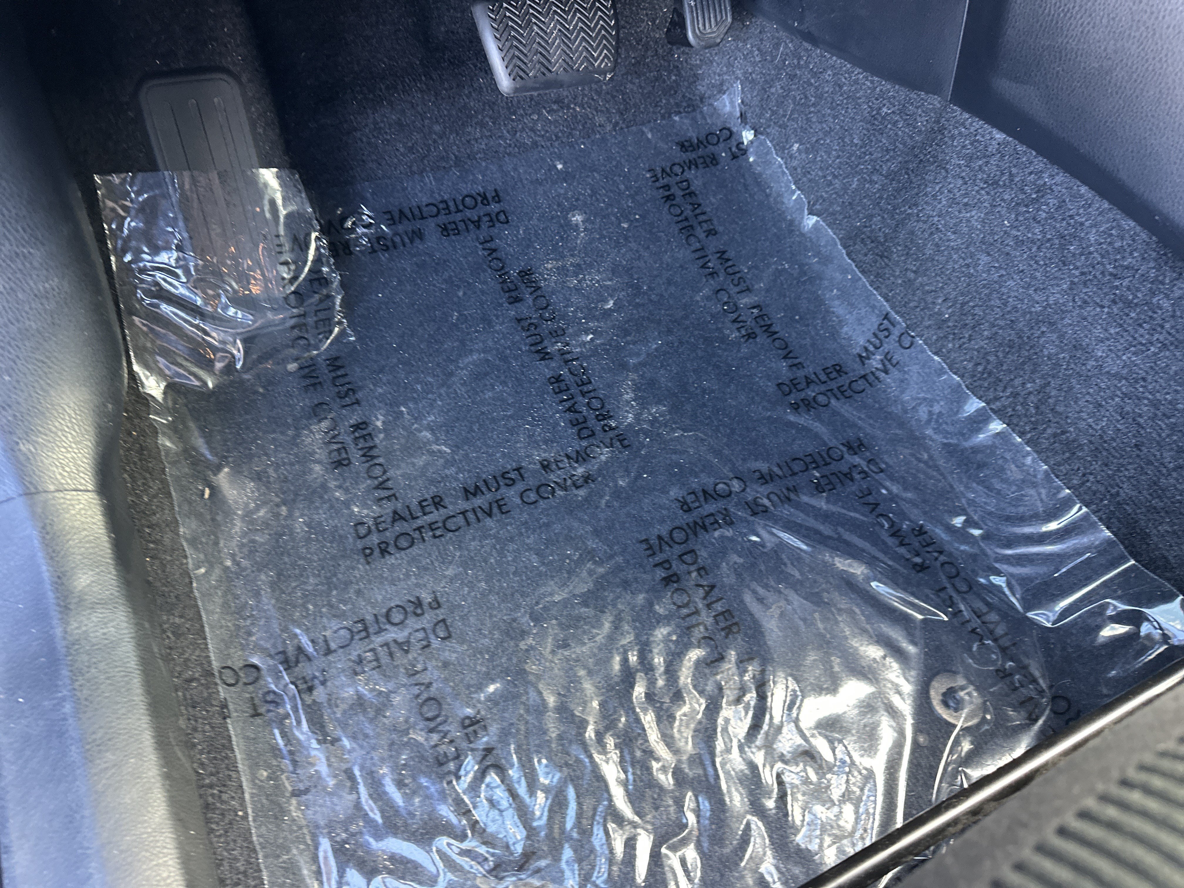 Used 2017 Toyota RAV4 LE FWD image 17