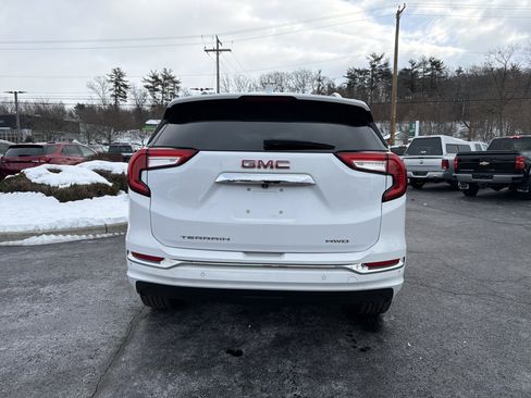 Used 2022 GMC Terrain Denali image 7