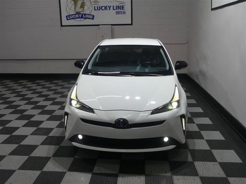 Used 2022 Toyota Prius AWD image 3
