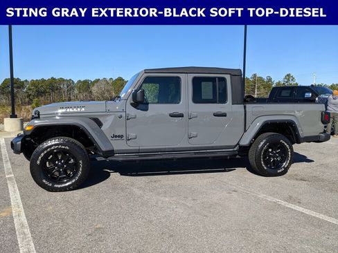 Certified 2022 Jeep Gladiator Willys image 7