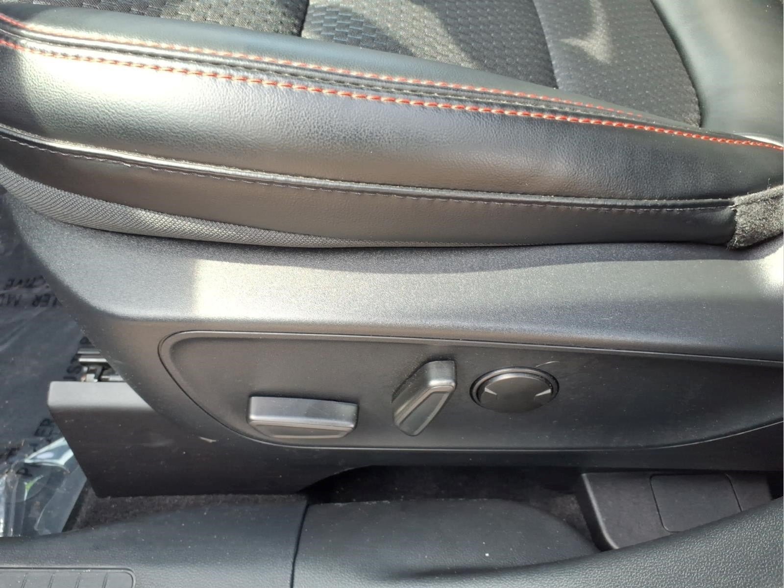 Used 2024 Ford Escape ST-Line w/ Cold Weather Package FWD image 12