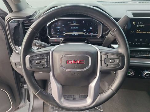 Used 2024 GMC Sierra 1500 SLT image 25