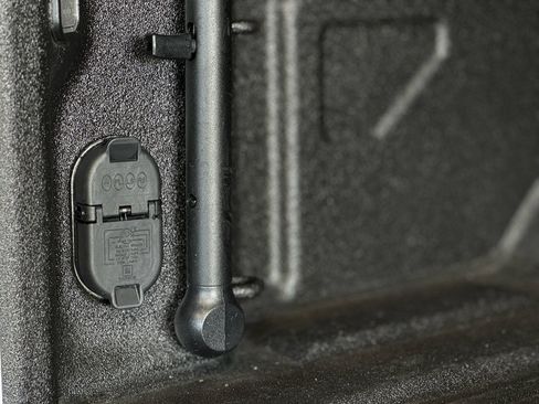 Used 2021 GMC Sierra 3500 Denali w/ Denali Ultimate Package image 43