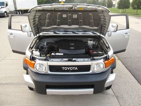 Used 2008 Toyota FJ Cruiser 4WD w/ Convenience Pkg image 31