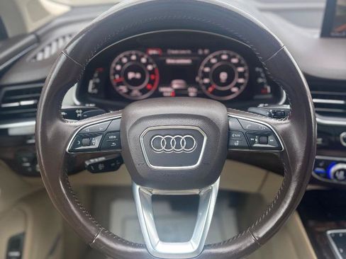 Used 2019 Audi Q7 3.0T Prestige w/ Prestige Package AWD/4WD image 18