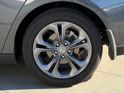 Used 2023 Honda Accord EX image 12