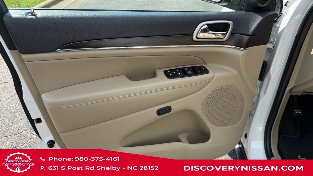 Used 2014 Jeep Grand Cherokee Limited AWD/4WD image 10