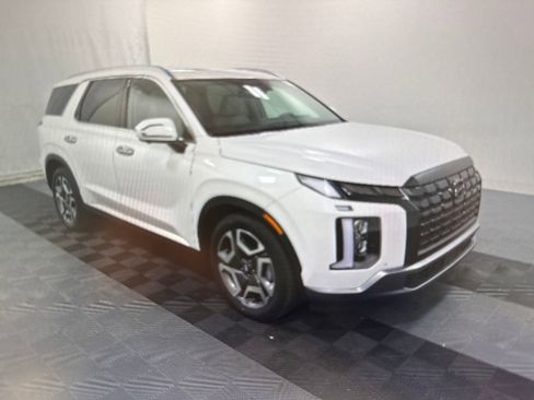 Used 2024 Hyundai Palisade Limited image 5