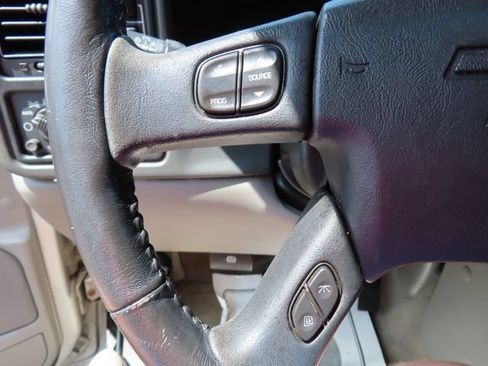 Used 2006 Chevrolet Tahoe LT w/ LT Preferred Equipment Group AWD/4WD image 27