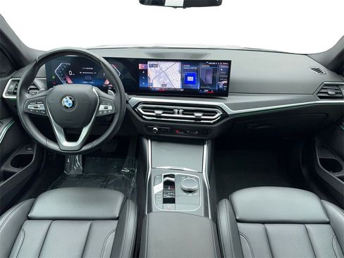 Used 2024 BMW 330i Sedan image 16