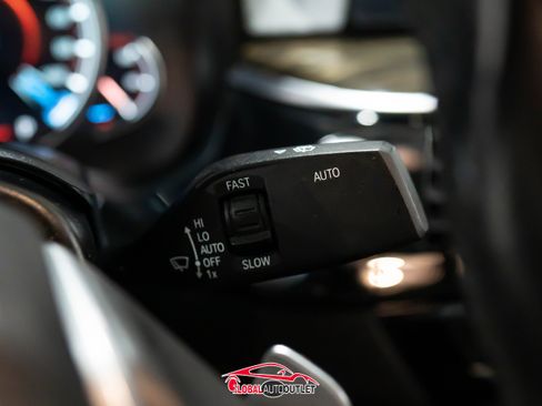 Used 2018 BMW 530e w/ Premium Package 2 image 28