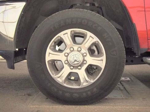 Used 2024 RAM 2500 Big Horn w/ Bed Utility Group image 8