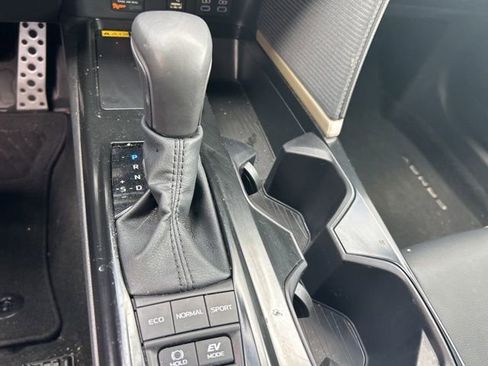 Used 2026 Toyota Camry SE w/ Multimedia Upgrade Package AWD/4WD image 27