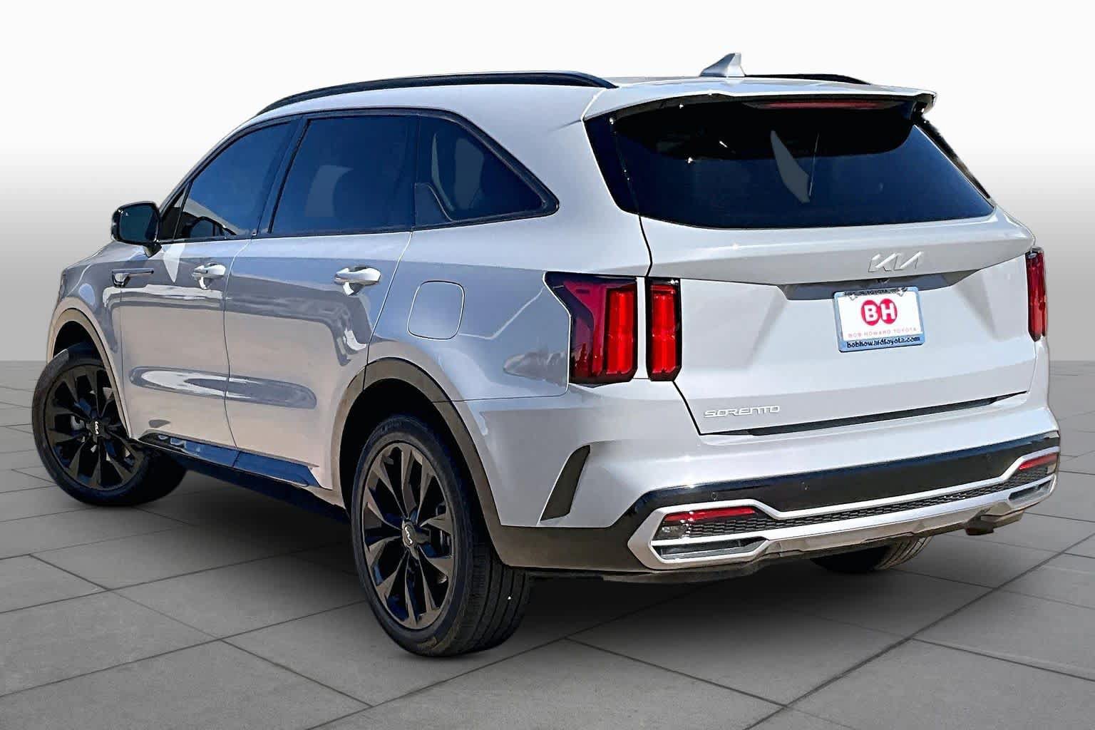 Used 2023 Kia Sorento SX FWD image 12