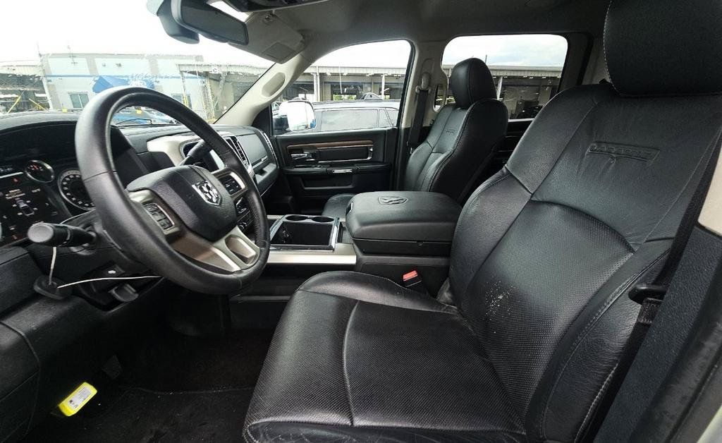 Used 2014 RAM 2500 Laramie w/ Convenience Group AWD/4WD image 11