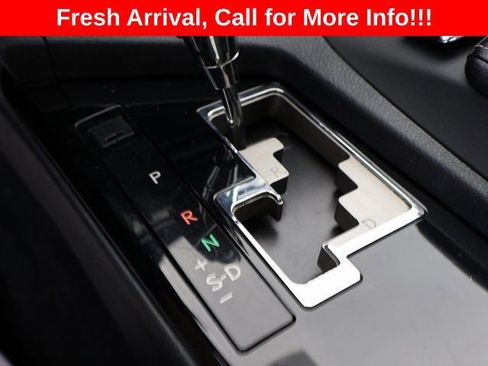 Used 2013 Lexus ES 300h w/ Luxury Pkg FWD image 34