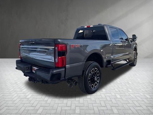 Used 2024 Ford F350 Platinum image 7