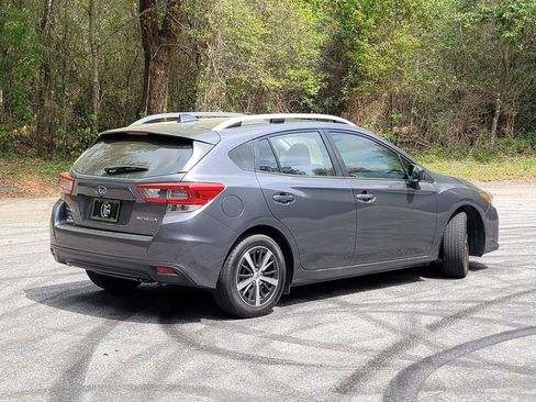 Used 2022 Subaru Impreza 2.0i Premium image 5