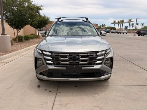 Used 2025 Hyundai Tucson Limited AWD/4WD image 4
