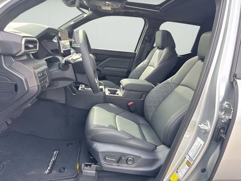 New 2026 Toyota Tacoma Limited AWD/4WD image 9