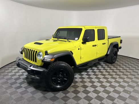 Used 2023 Jeep Gladiator Mojave w/ Trailer Tow Package AWD/4WD image 1