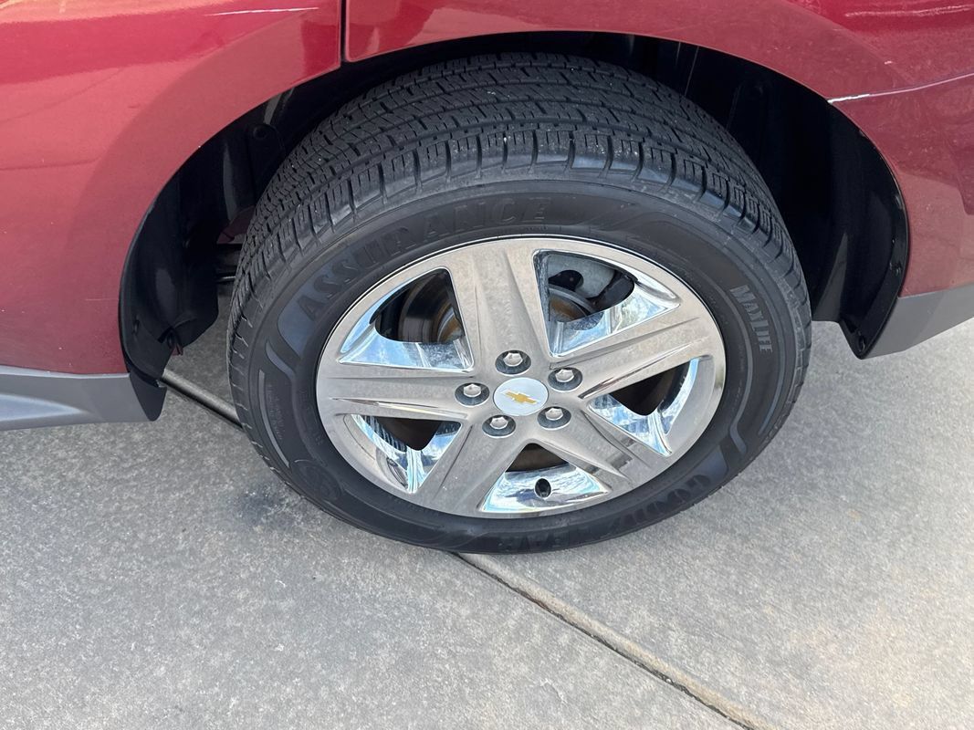 Used 2016 Chevrolet Equinox LT AWD/4WD image 12