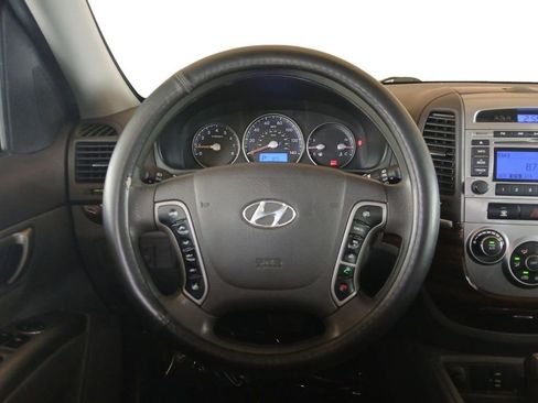 Used 2012 Hyundai Santa Fe GLS image 12