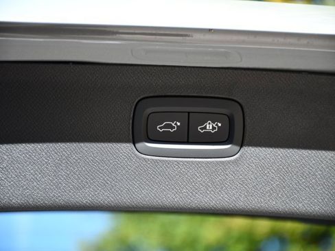 New 2026 Volvo XC90 B6 Ultra w/ Protection Package Premier image 29