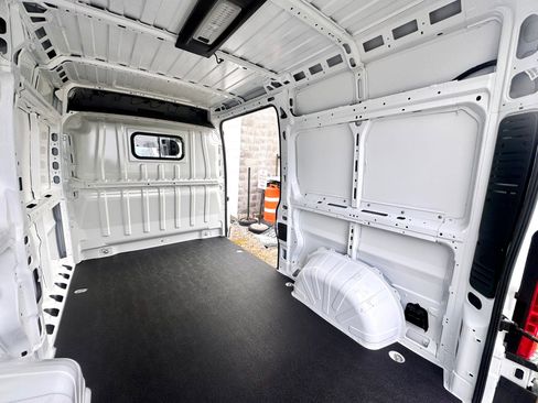 New 2026 RAM ProMaster 1500 w/ Convenience Group FWD image 12