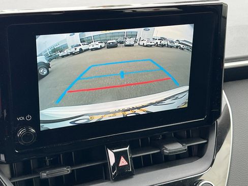 Used 2023 Toyota Corolla Hybrid Sedan image 20