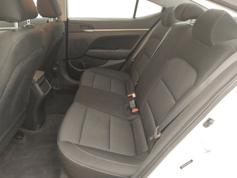 Used 2018 Hyundai Elantra SEL image 18