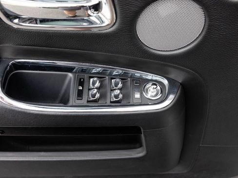 Used 2013 Rolls-Royce Ghost image 25