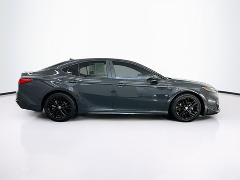 Used 2025 Toyota Camry SE FWD image 10