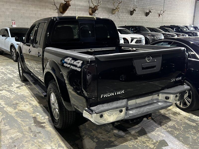 Used 2014 Nissan Frontier SV w/ SV Value Truck Package AWD/4WD image 4