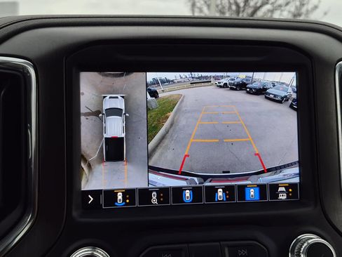 Used 2022 GMC Sierra 2500 AT4 w/ AT4 Preferred Package image 28