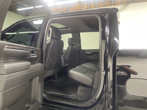 Used 2025 Chevrolet Silverado 2500 LTZ w/ Trail Boss Package image 13