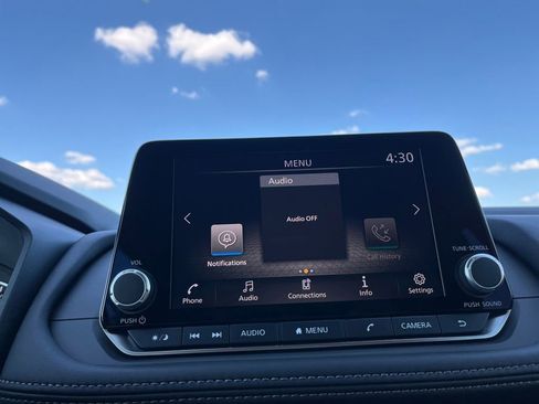 New 2026 Nissan Rogue S image 8