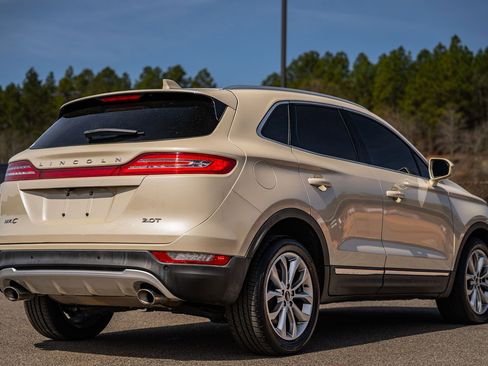 Used 2018 Lincoln MKC Select w/ Select Plus Package image 7