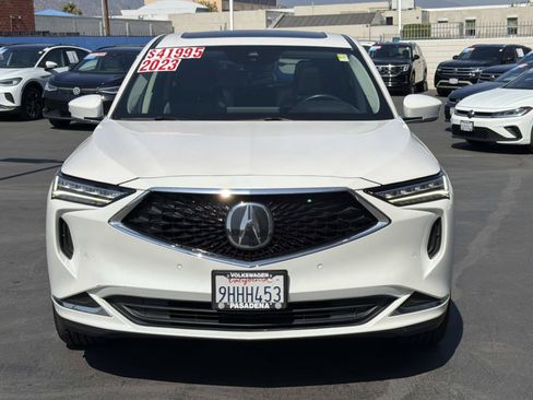 Used 2023 Acura MDX SH-AWD w/ Technology Package image 2