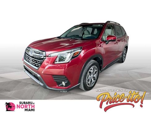 Used 2023 Subaru Forester Premium AWD/4WD image 1