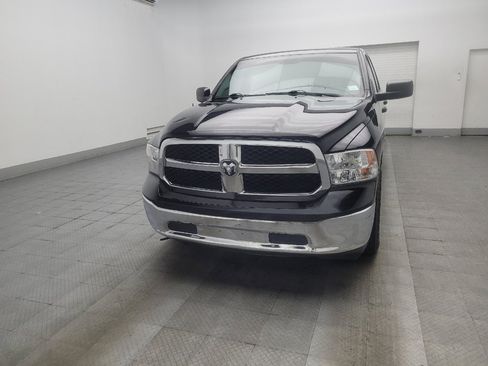 Used 2021 RAM 1500 Classic SLT RWD image 15