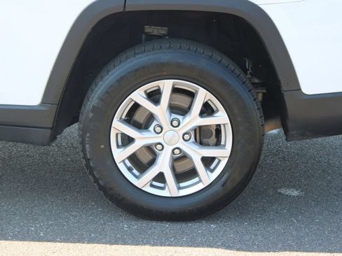 Used 2022 Jeep Grand Cherokee L Limited RWD image 19
