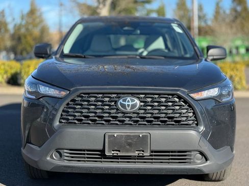 Used 2023 Toyota Corolla Cross L image 8