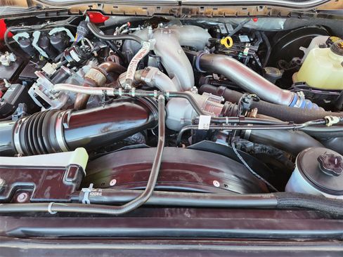 Used 2022 Ford F350 XLT w/ XLT Value Package image 40