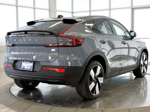 Used 2023 Volvo C40 P8 Recharge Plus image 8