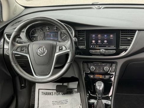 Used 2022 Buick Encore Preferred w/ Safety Package FWD image 17