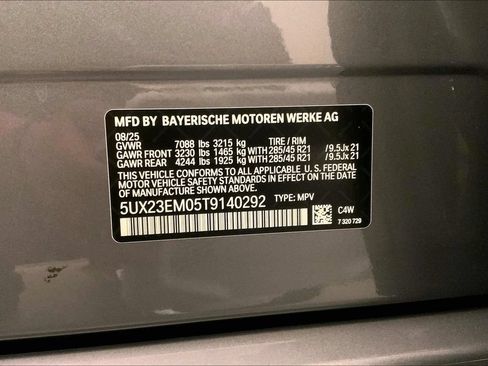 Used 2026 BMW X7 xDrive40i AWD/4WD image 32
